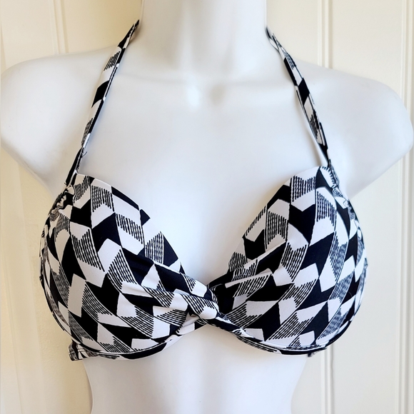 jcpenney Other - Bikini Top Black & White Padded Push-up  M